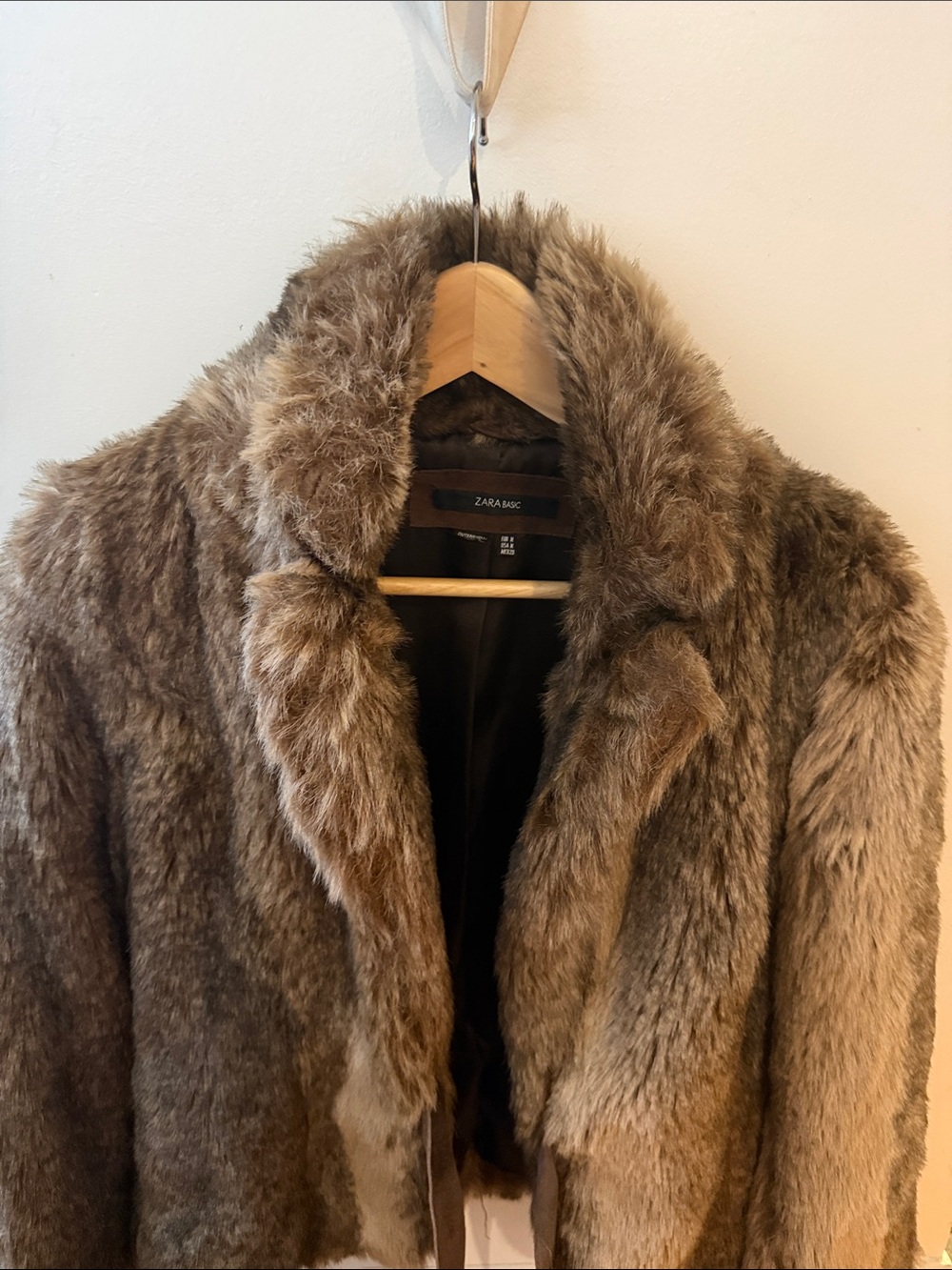 Zara Brown Faux Fur Jacket - Picture 3 of 5